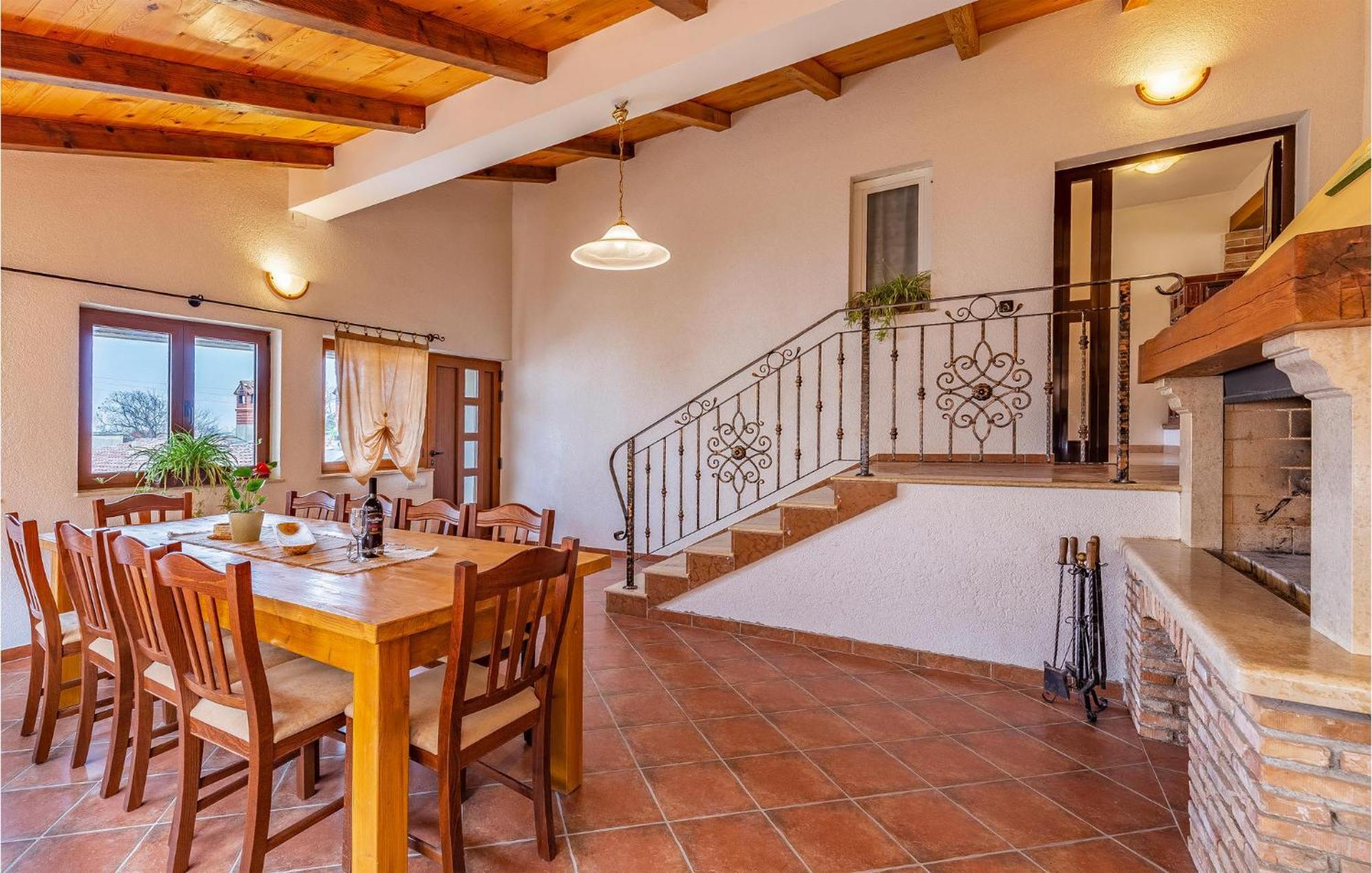 Lovely Home In Sisan With Outdoor Swimming Pool Εξωτερικό φωτογραφία
